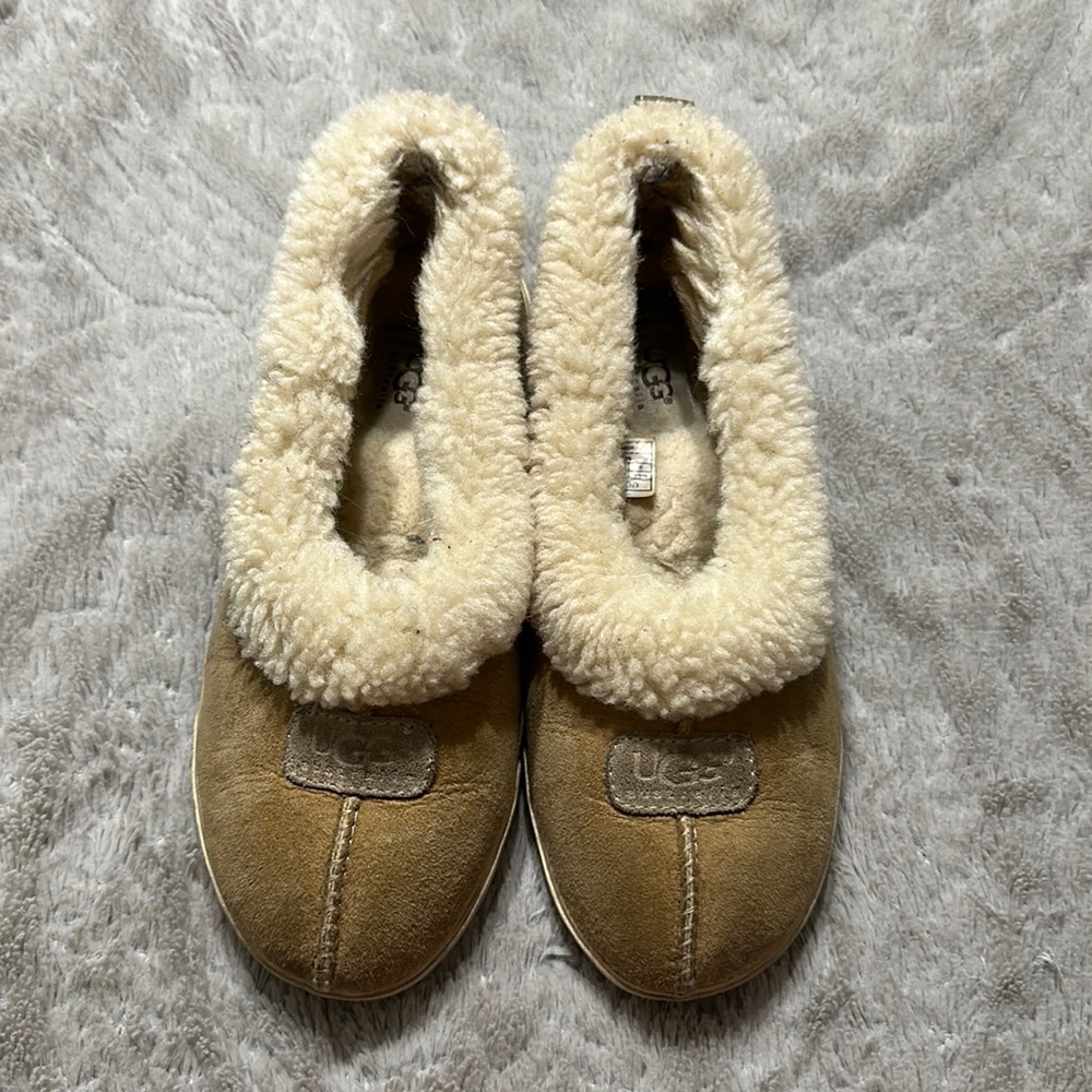 Ugg slippers